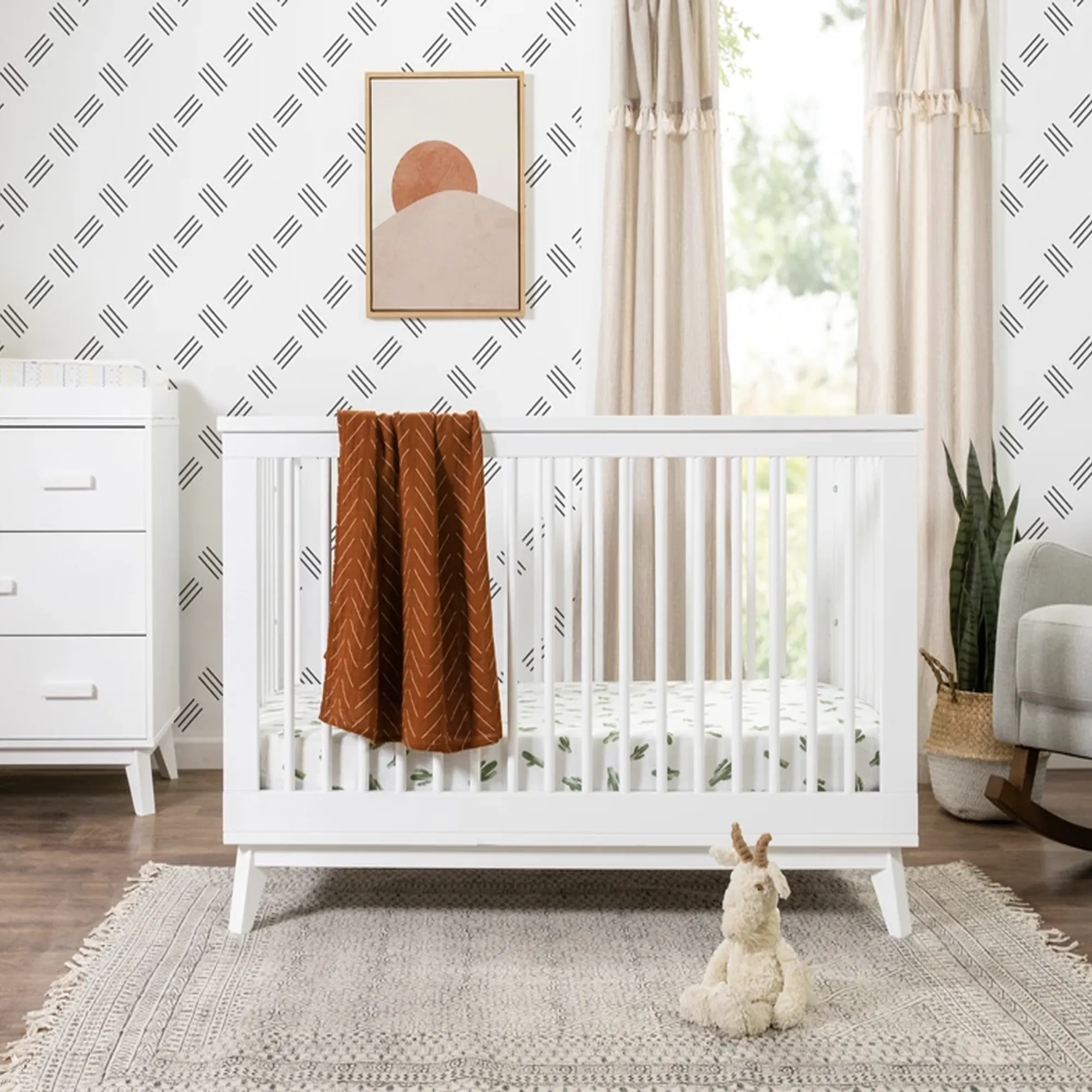 BABYLETTO Scoot 3-in-1 Convertible Crib