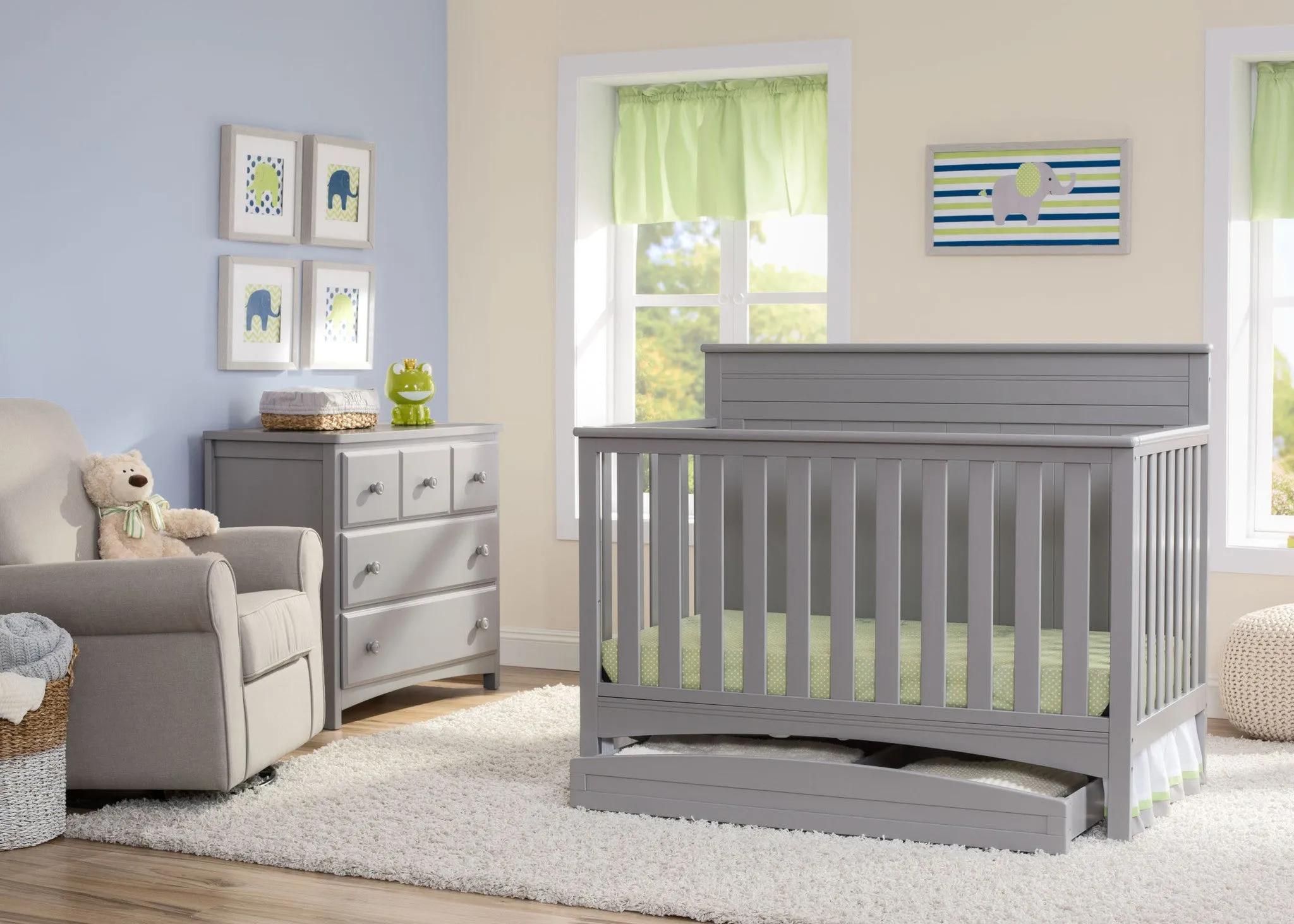 Fancy 4-in-1 Crib