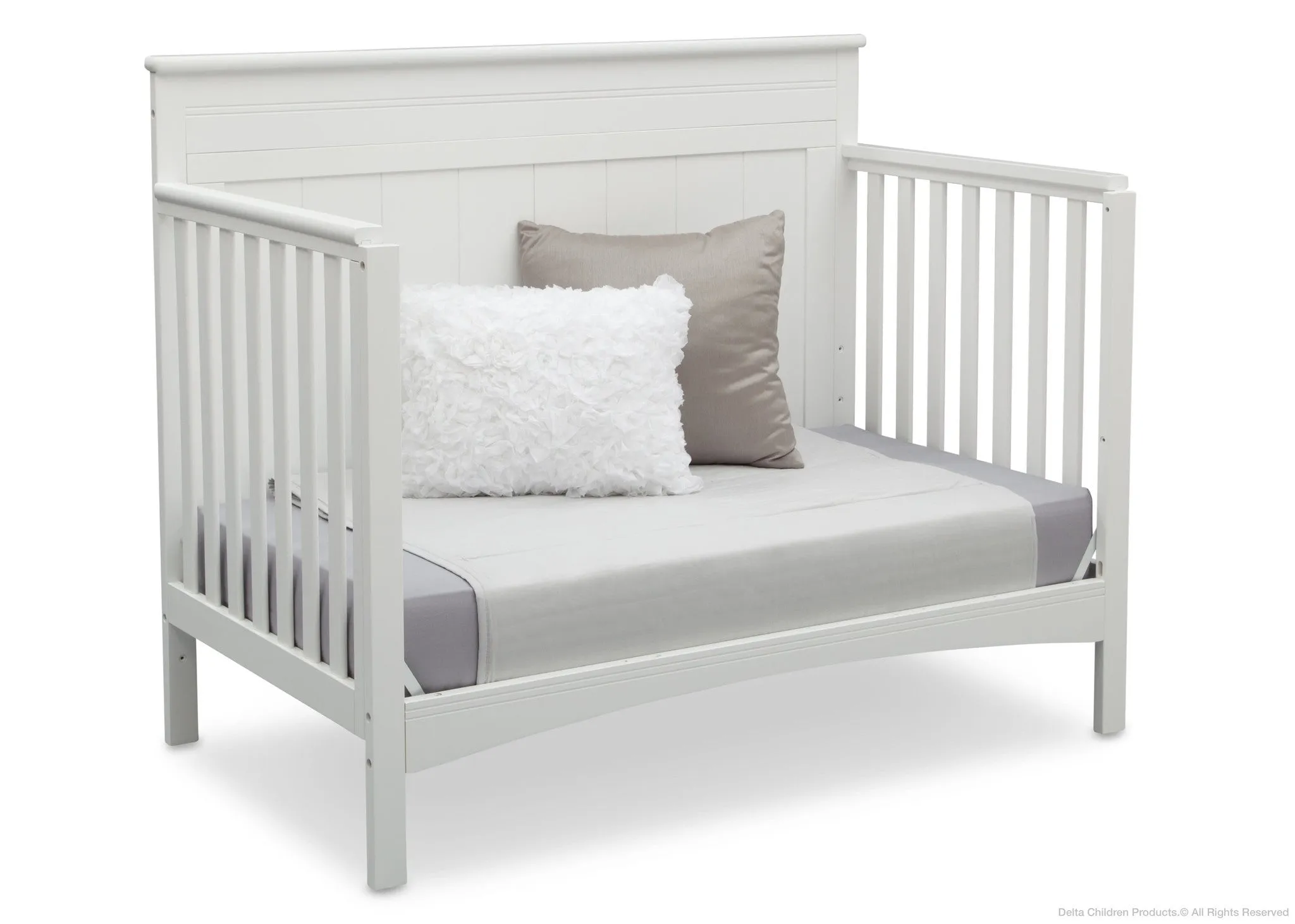 Fancy 4-in-1 Crib